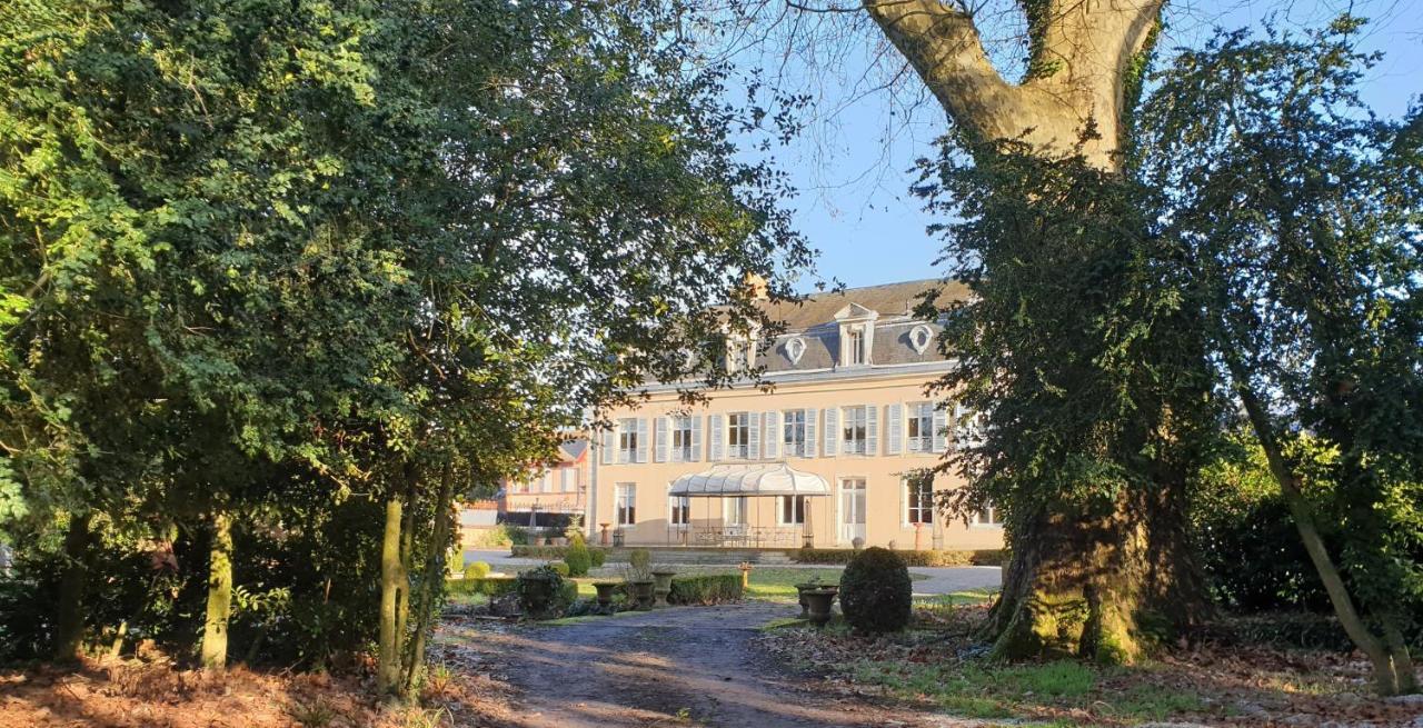 La Villa Des Arts Savigne-l'Eveque Екстер'єр фото